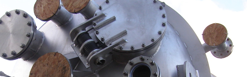 Header image of a reactor vessel